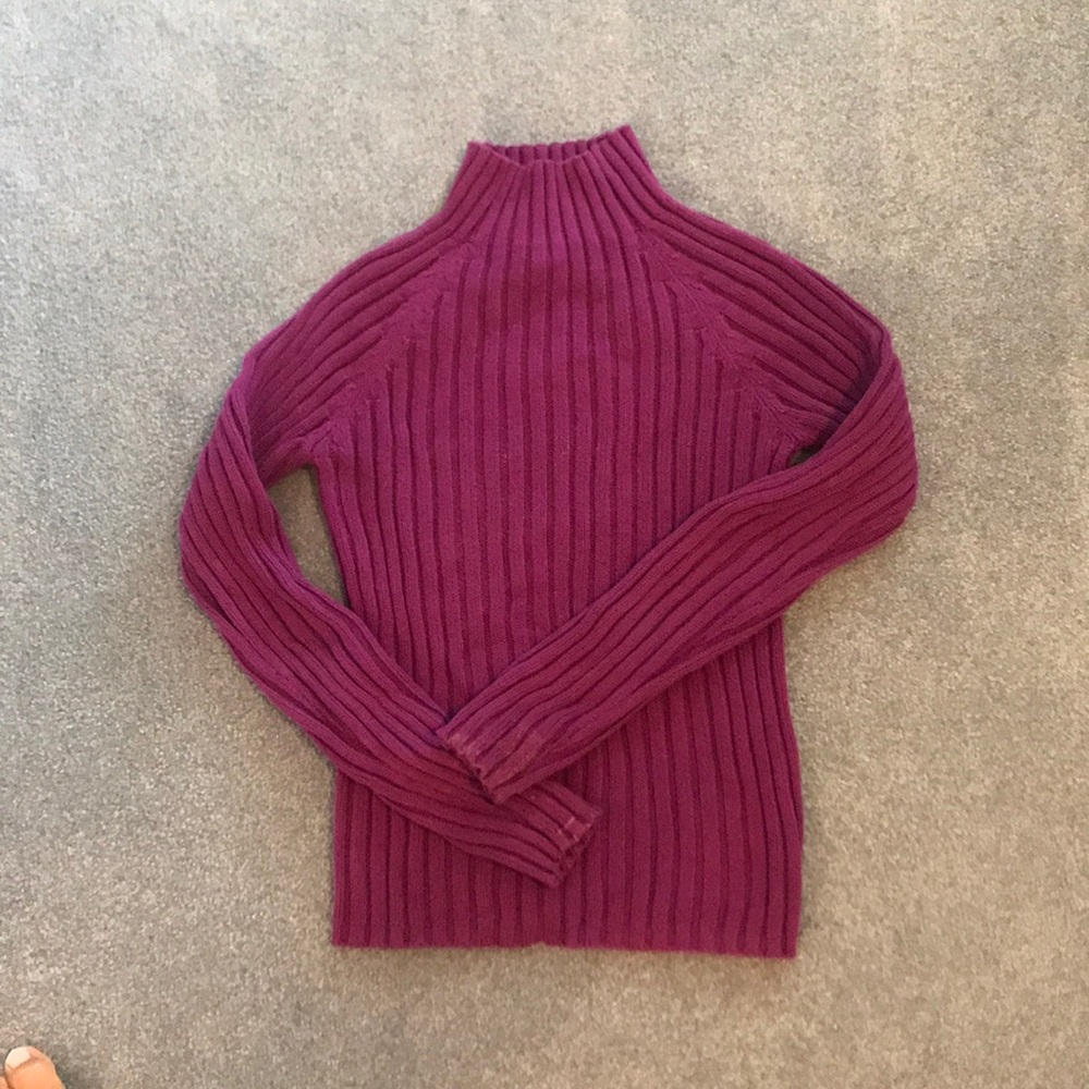 NYC & Company purple cotton ribbed sweater